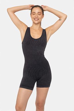 Mineral Wash Ribbed Active Black